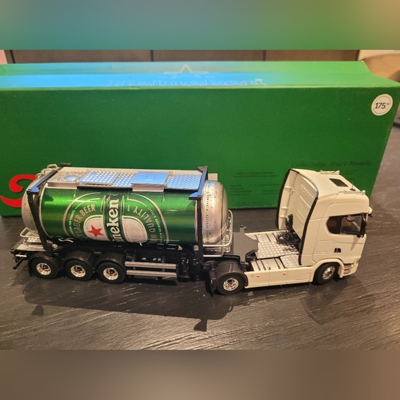 #92 Heineken limited edition can truck - Picture 6 of 6